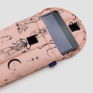 Baggu puffy tablet sleeve in ballet icons 🩰 8”